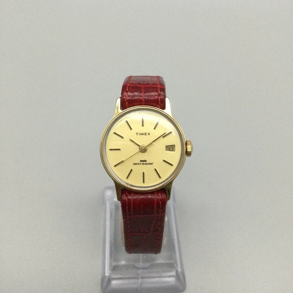 Vintage Timex Womens Watch 25mm Champagne Dial Date Red Leather Manual Wind